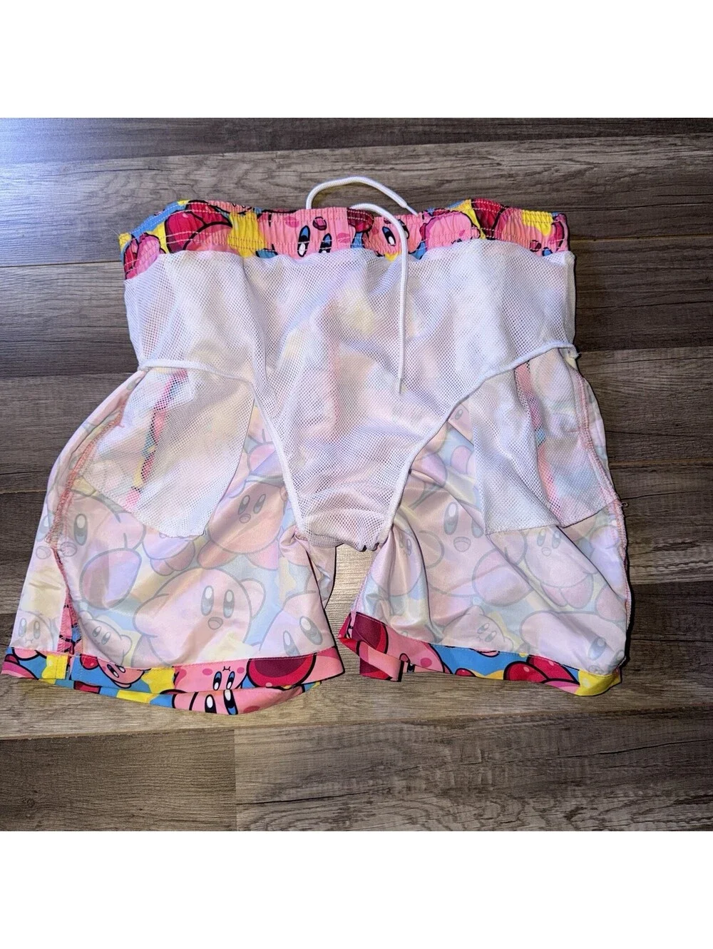 Kirby Swim Trunks Mens Medium New With Tags AUTHENTIC Nintendo